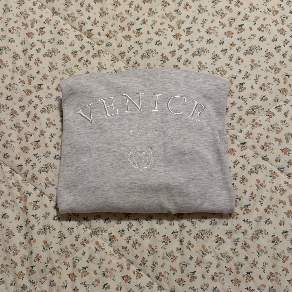 Embroidered Venice Crewneck